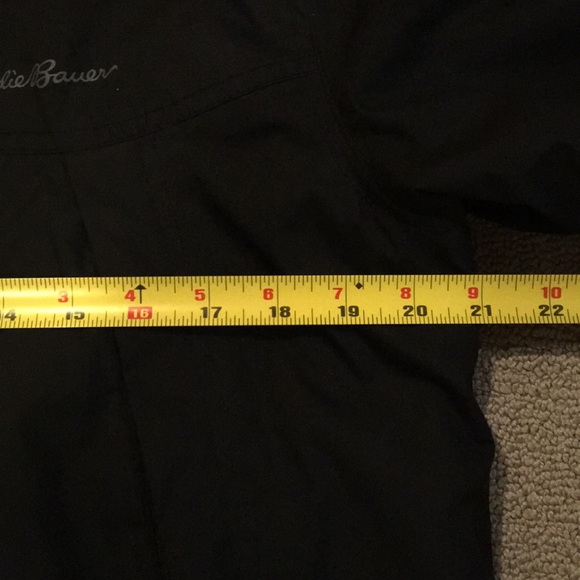 Eddie Bauer Men’s coat with removable hood - Picture 8 of 10